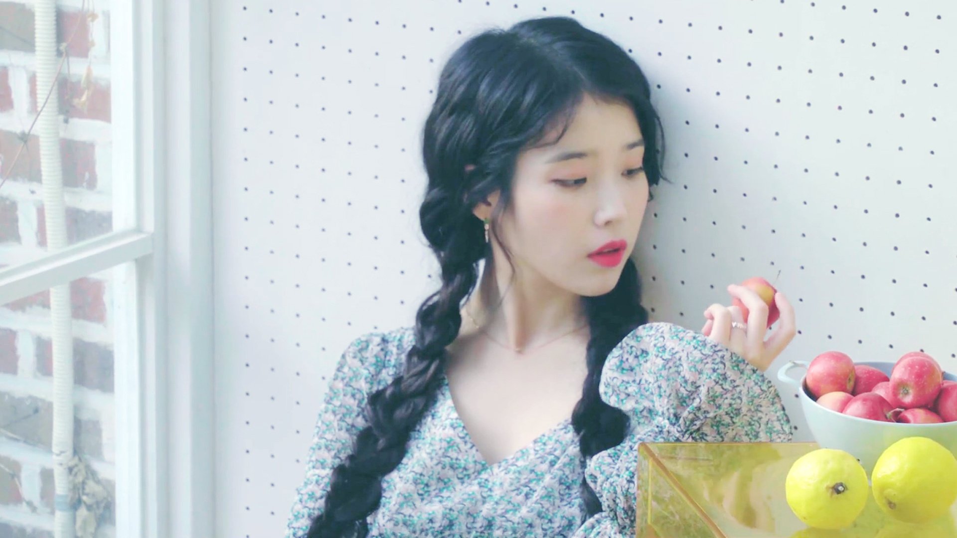 爱游戏官方网站-富勒姆客场遭逆转，表现逊色，球队需迅速调整状态，富勒姆知名球星