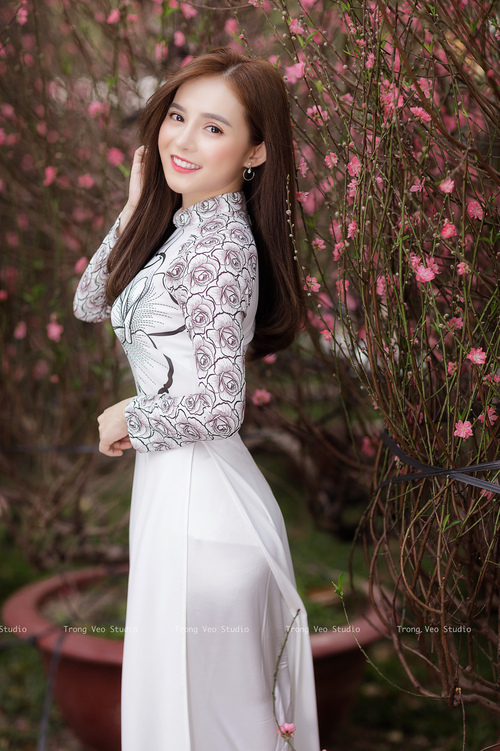 爱游戏在线登录入口-西班牙男子蛙泳配速更具节奏感，西班牙游泳选手要全场默哀